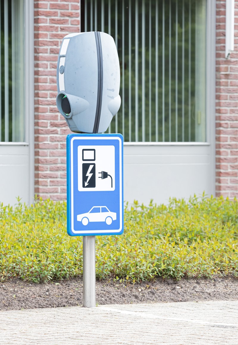 Lees meer over het artikel Subsidiepot elektrische auto voor 2022 is leeg