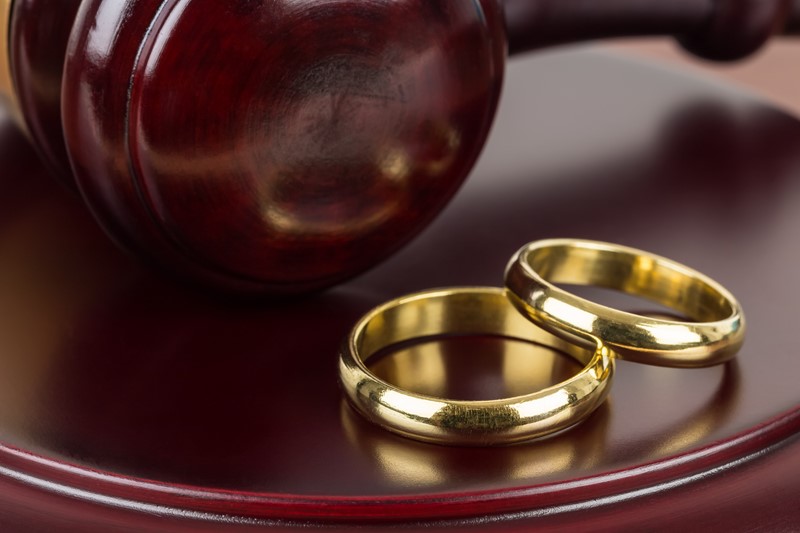 Lees meer over het artikel Schenking bij aangaan huwelijkse voorwaarden?